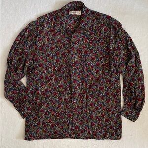 {VTG} Equipment | Dark Floral Tulip Print Chest Pocket Button Front Collar Shirt